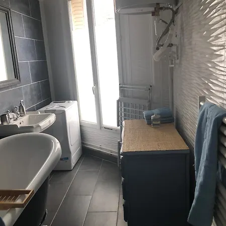 Apartment Chic Et Cosy Courbevoie
